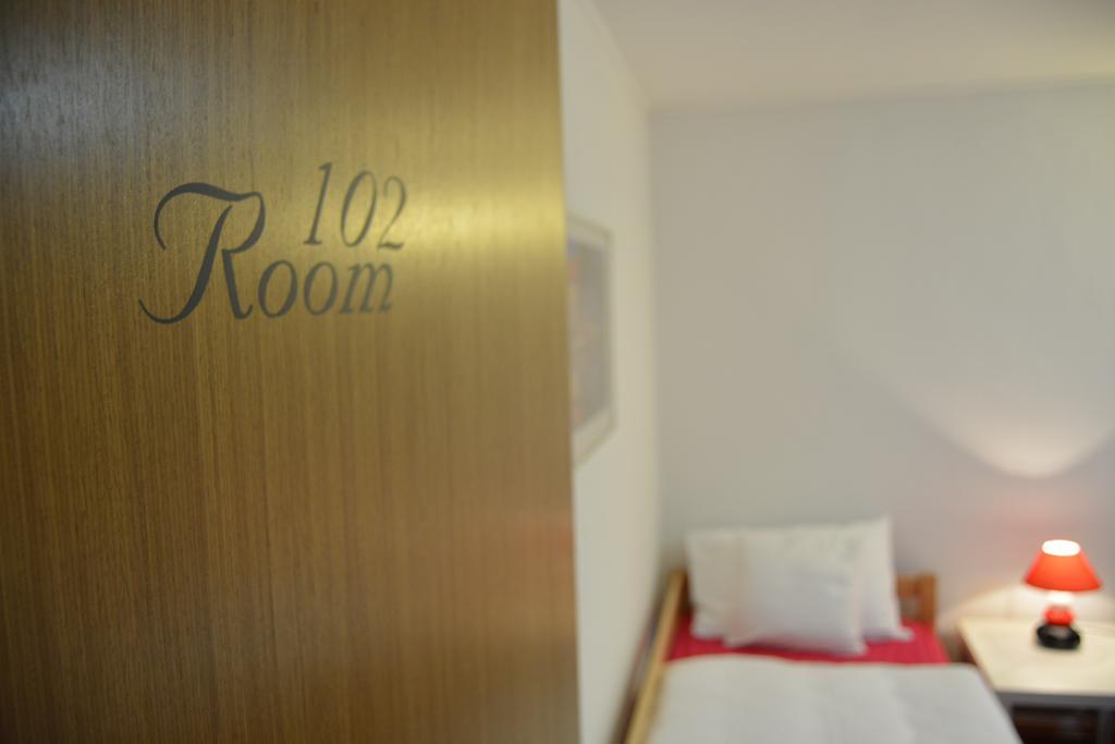 Hostel Denal Saraybosna Oda fotoğraf